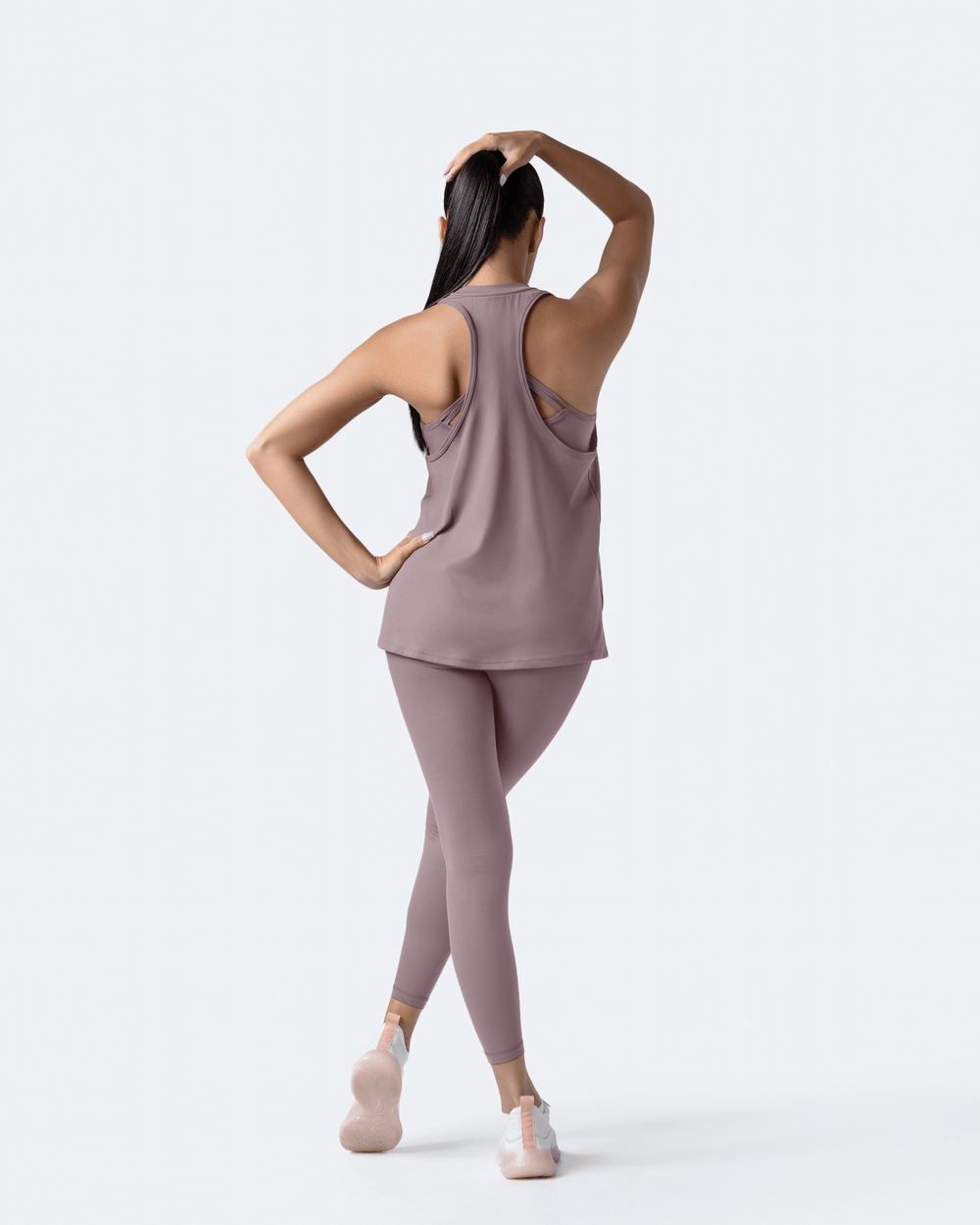 Conjunto de leggings de cintura alta y top de BetterMe en rosa  Conjunto  deportivo de 2 piezas con efecto adelgazante para mujer – BetterMe Store